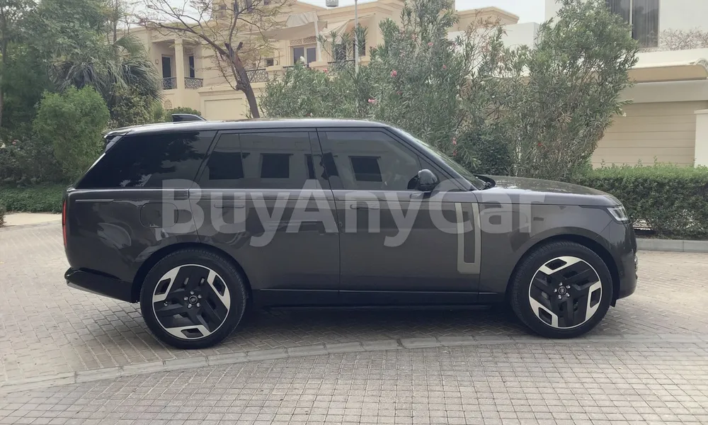 Vehicle photo 3