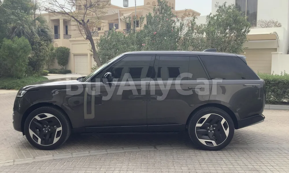 Vehicle photo 4