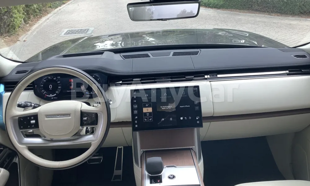 Vehicle photo 8