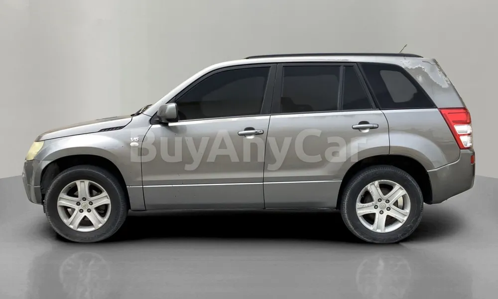 Vehicle photo 3