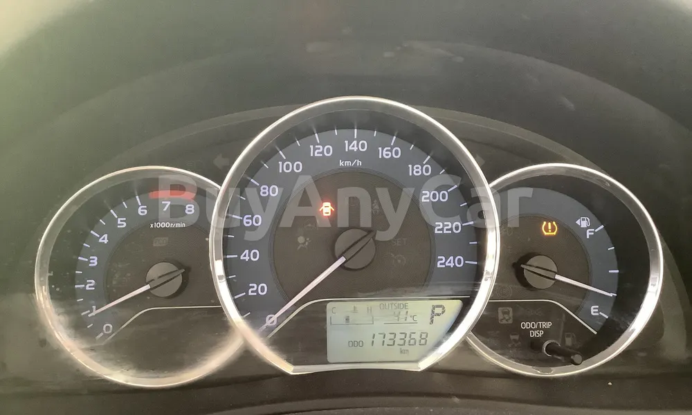 Vehicle photo 6