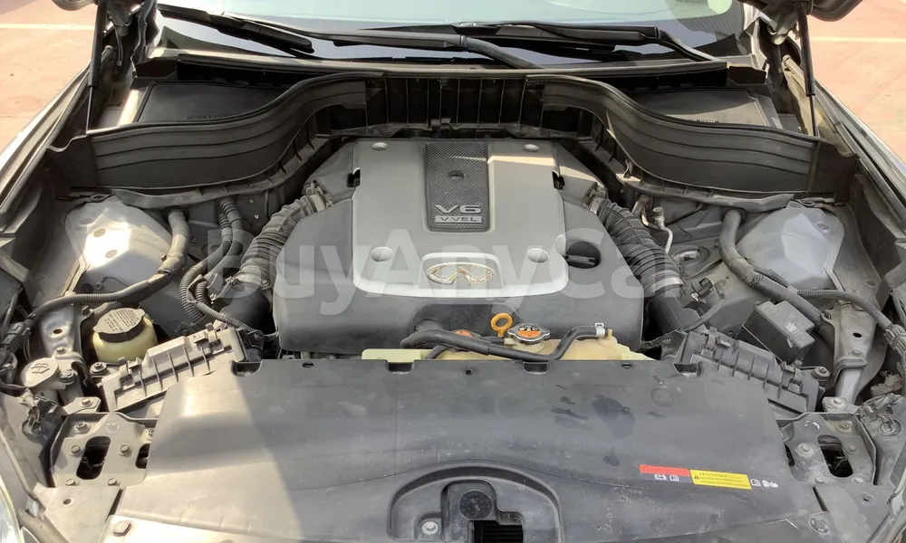 Vehicle photo 9