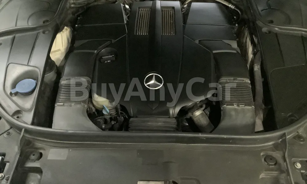 Vehicle photo 6
