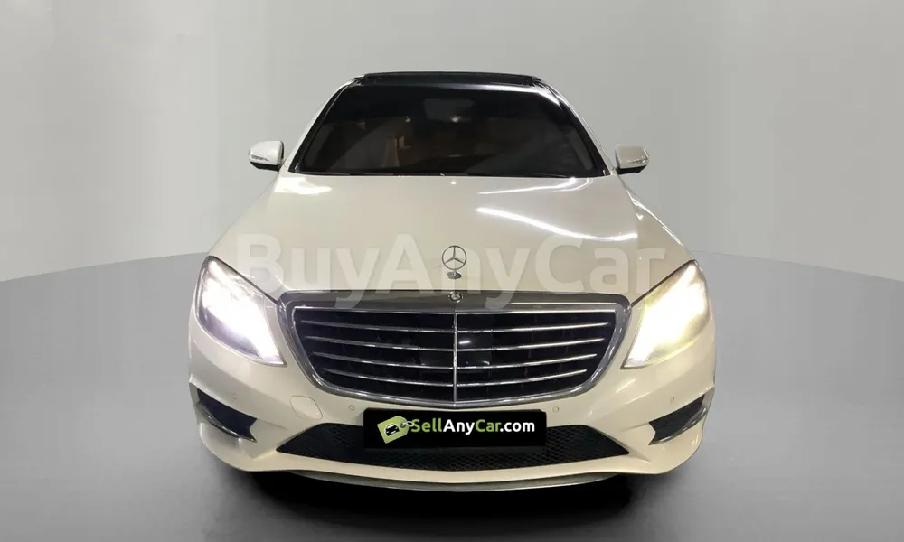 Vehicle photo 1