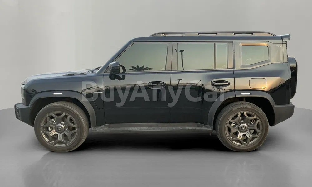 Vehicle photo 4
