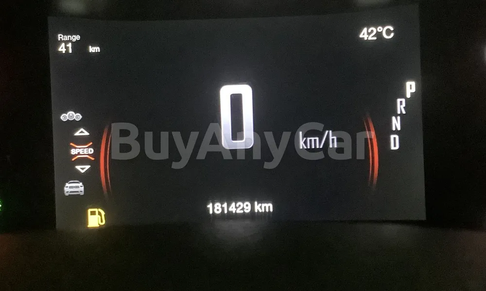 Vehicle photo 7