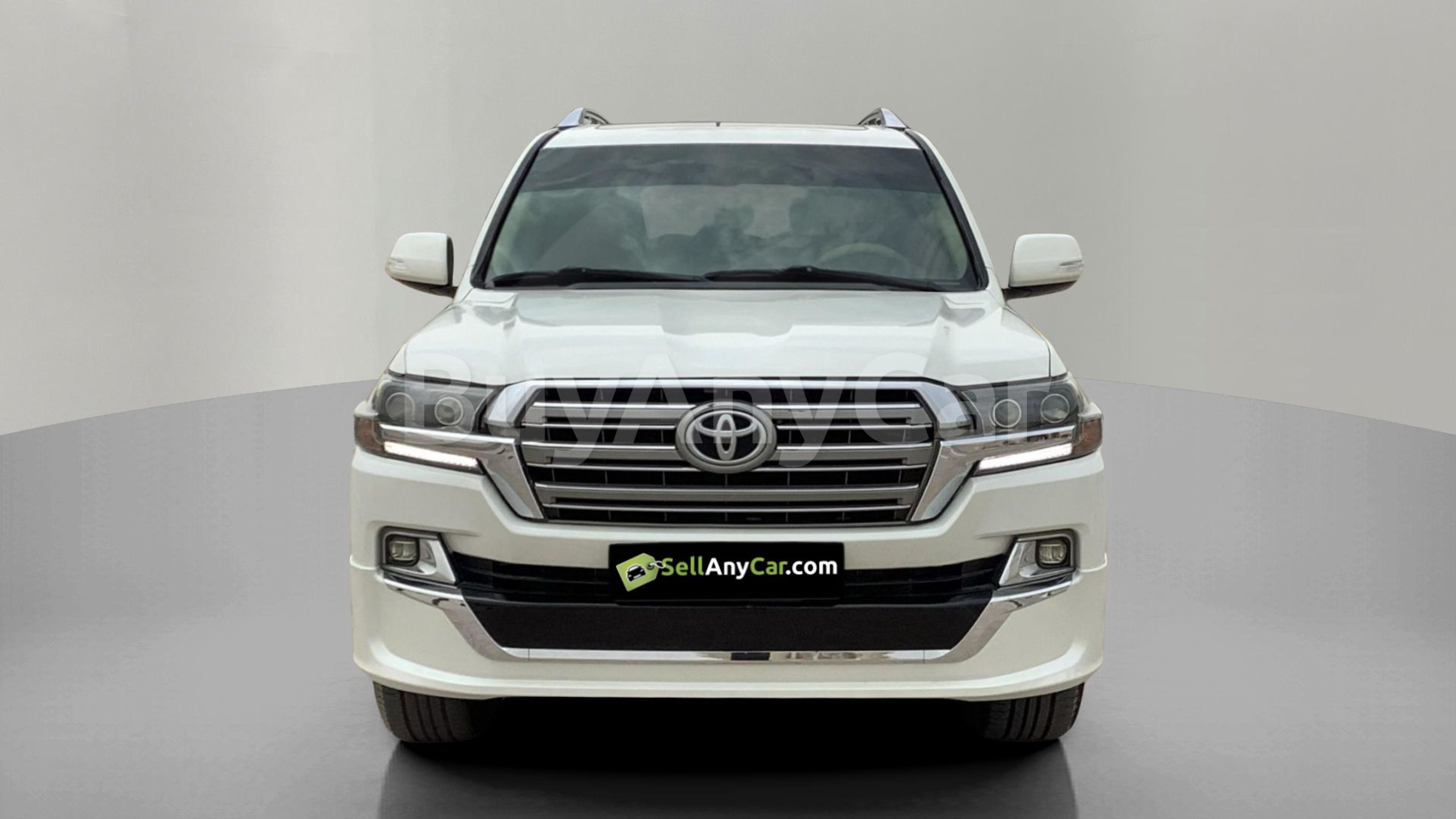 2016 Toyota Land Cruiser