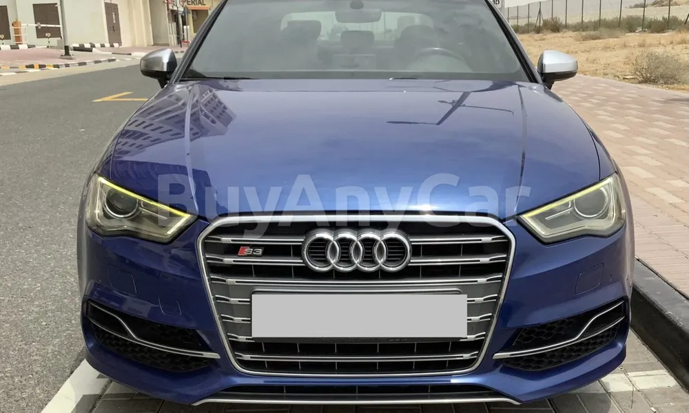 Vehicle photo 1