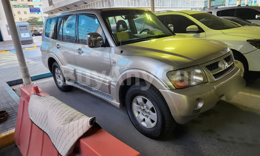 Vehicle photo 4
