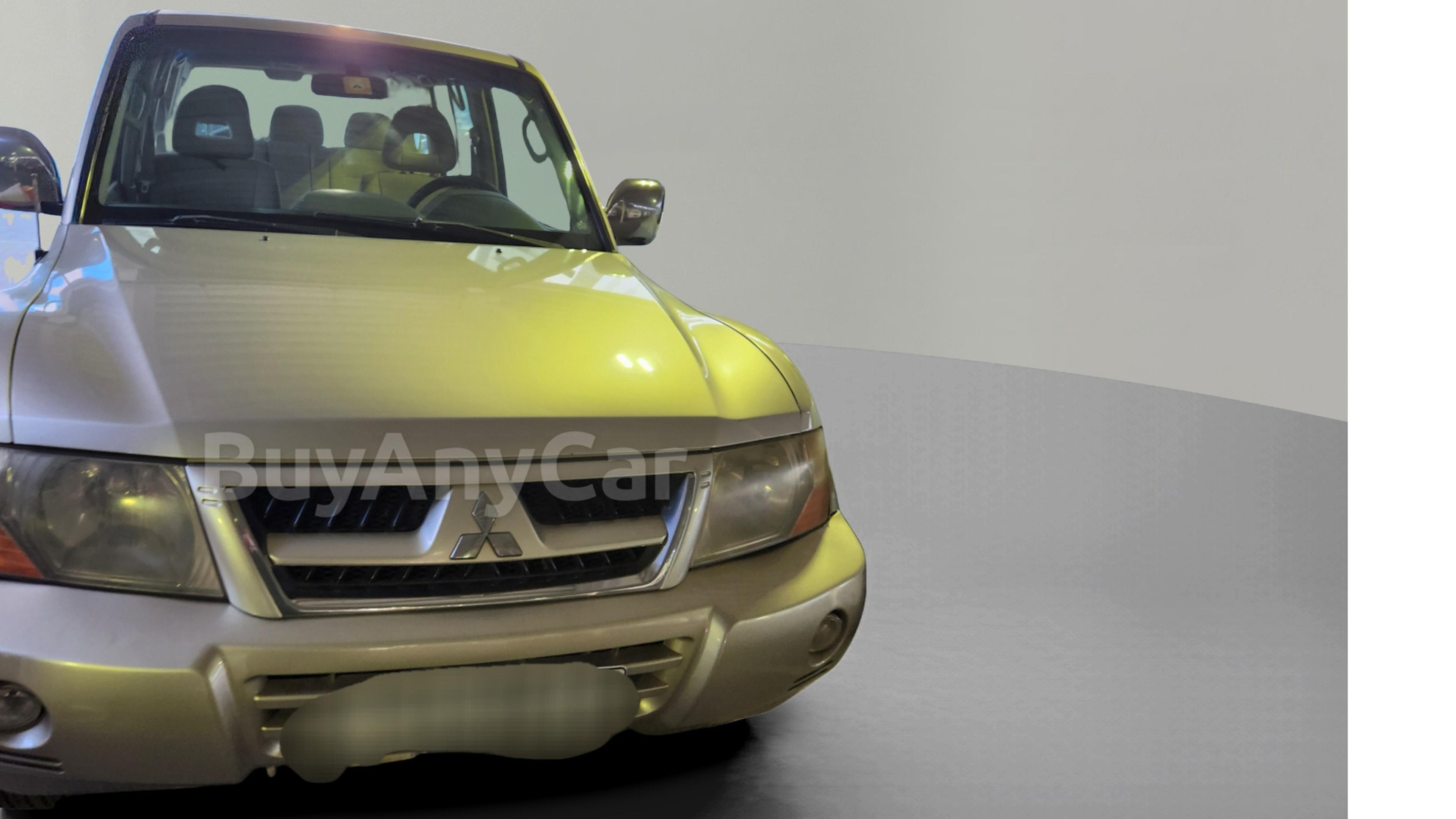 2005 Mitsubishi Pajero