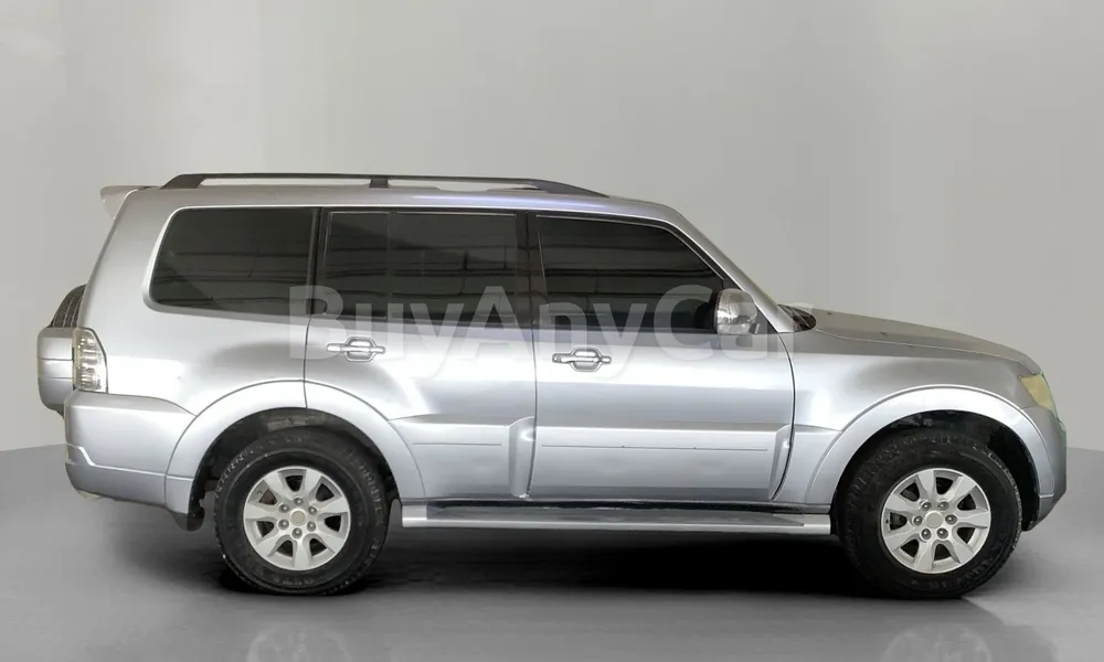 Vehicle photo 3