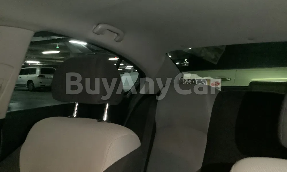 Vehicle photo 9