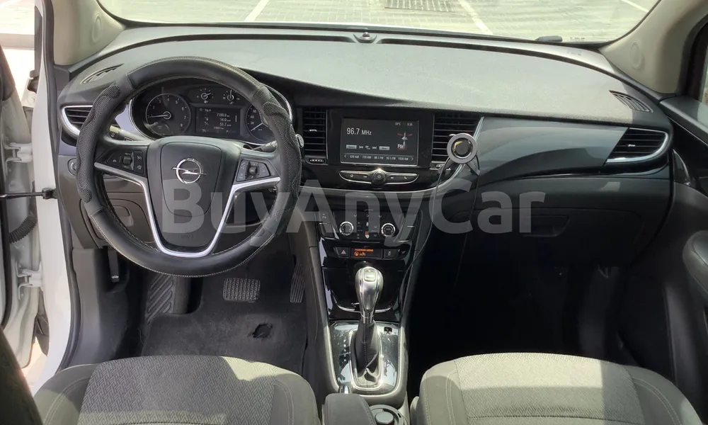 Vehicle photo 10