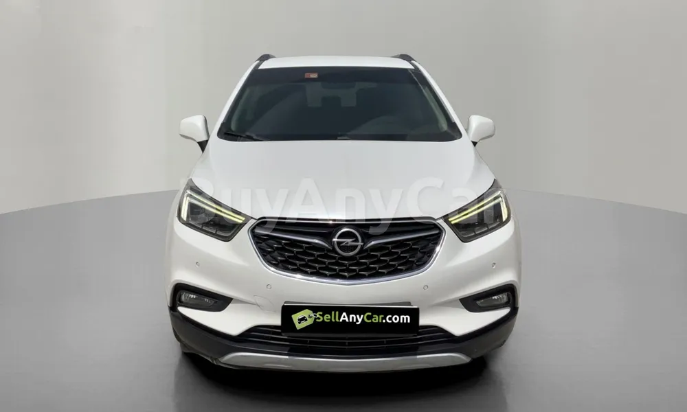 Vehicle photo 2