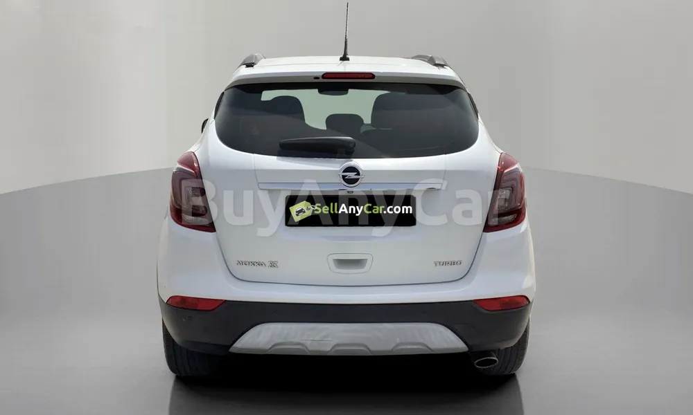 Vehicle photo 3