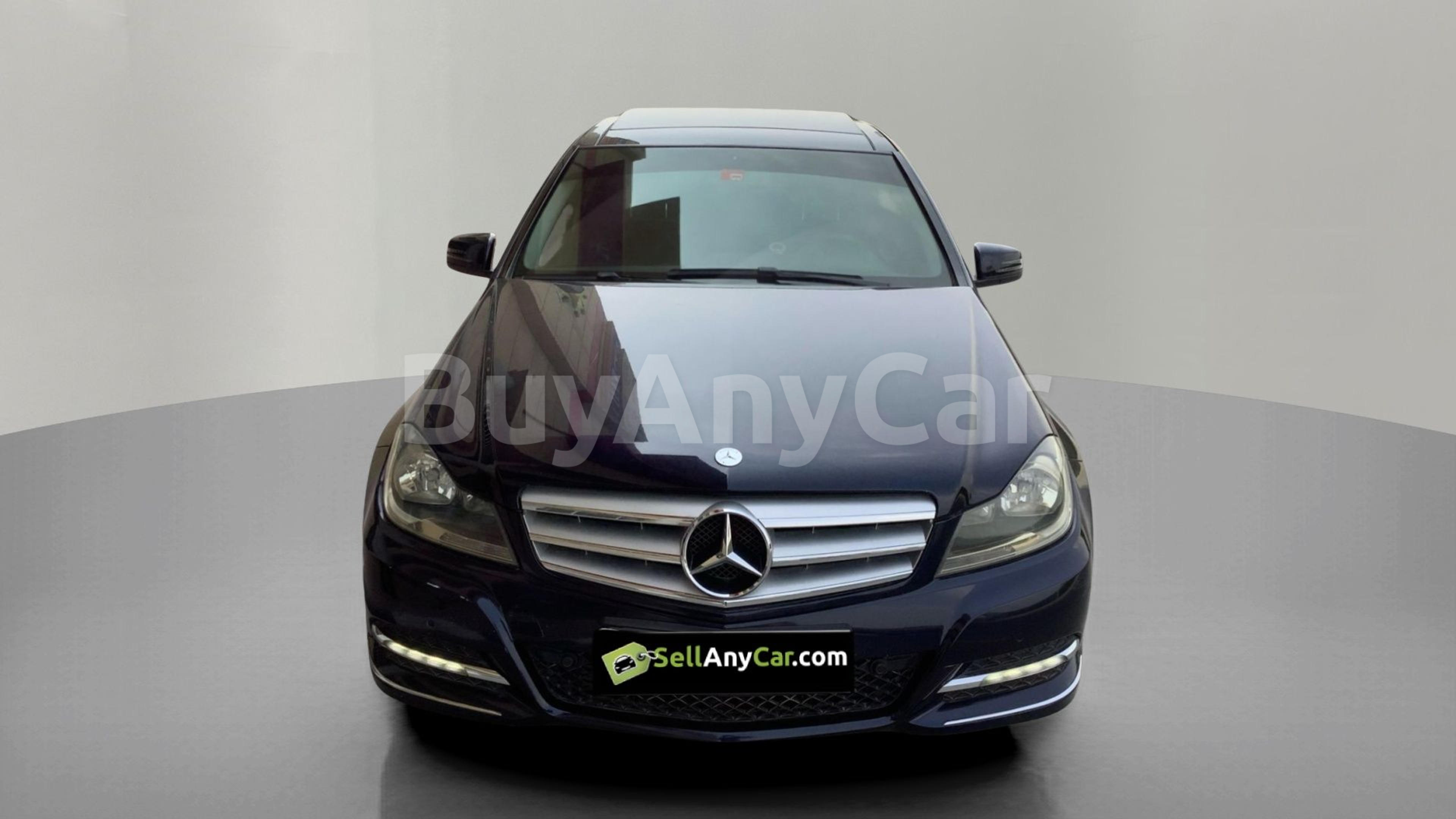 2014 Mercedes-Benz C200