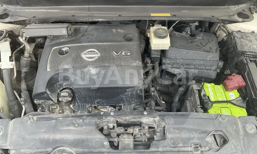 Vehicle photo 6
