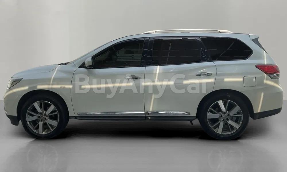 Vehicle photo 4