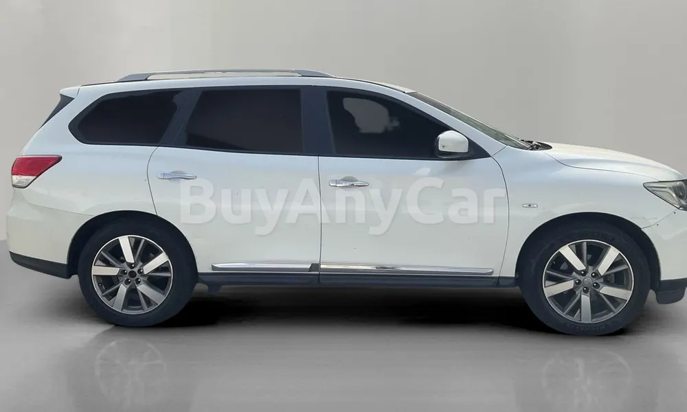 Vehicle photo 3