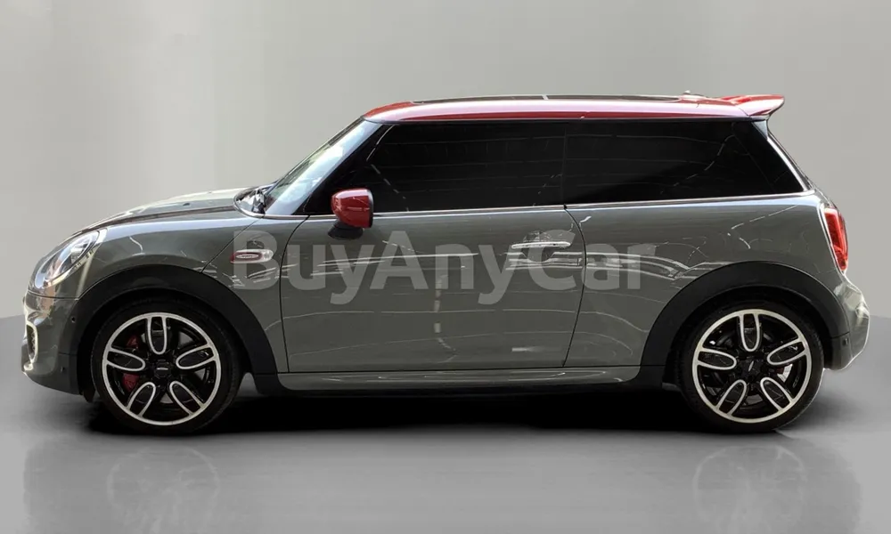 Vehicle photo 4