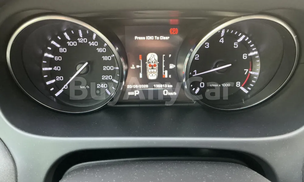 Vehicle photo 6