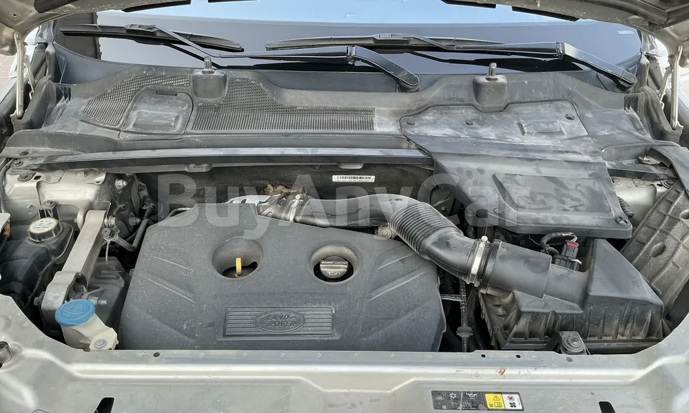Vehicle photo 7