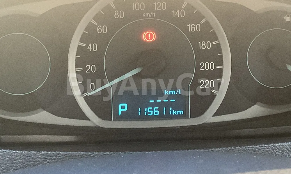 Vehicle photo 7