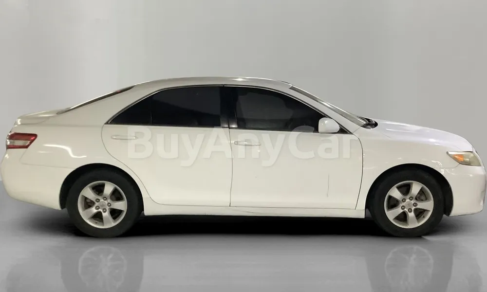 Vehicle photo 3