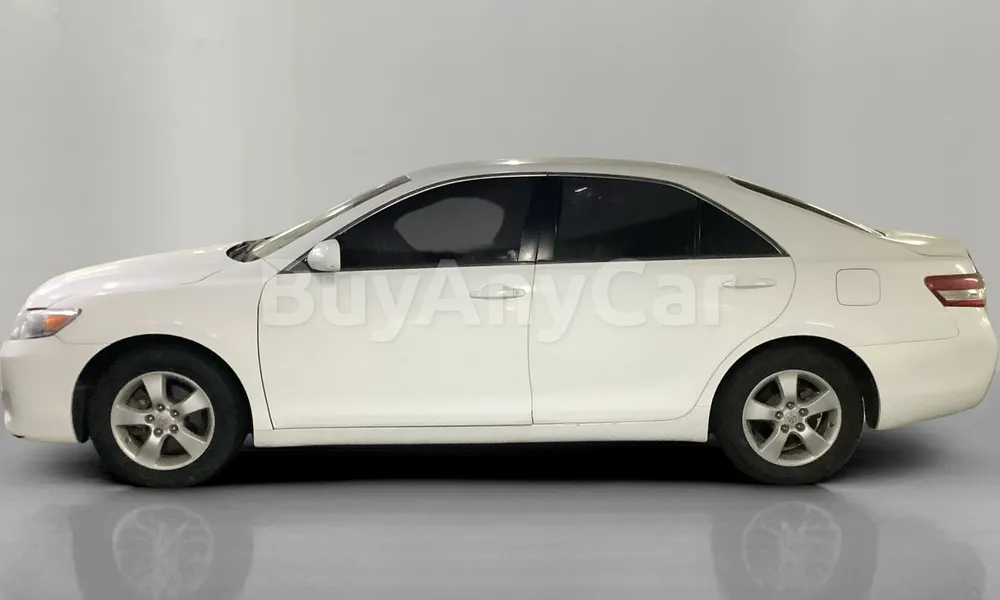 Vehicle photo 4