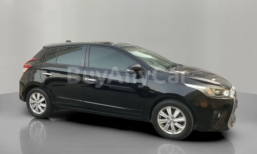 Vehicle photo 3