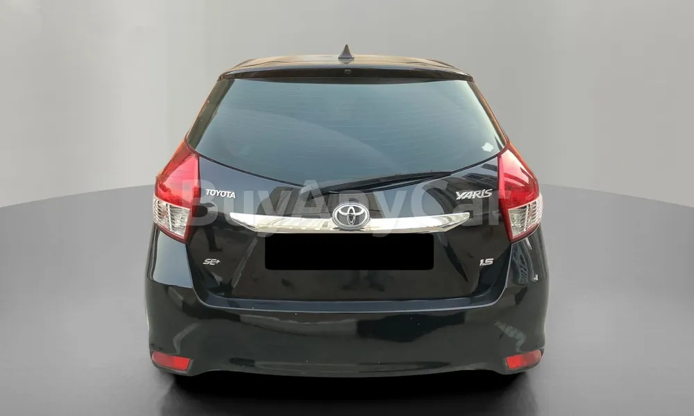 Vehicle photo 2