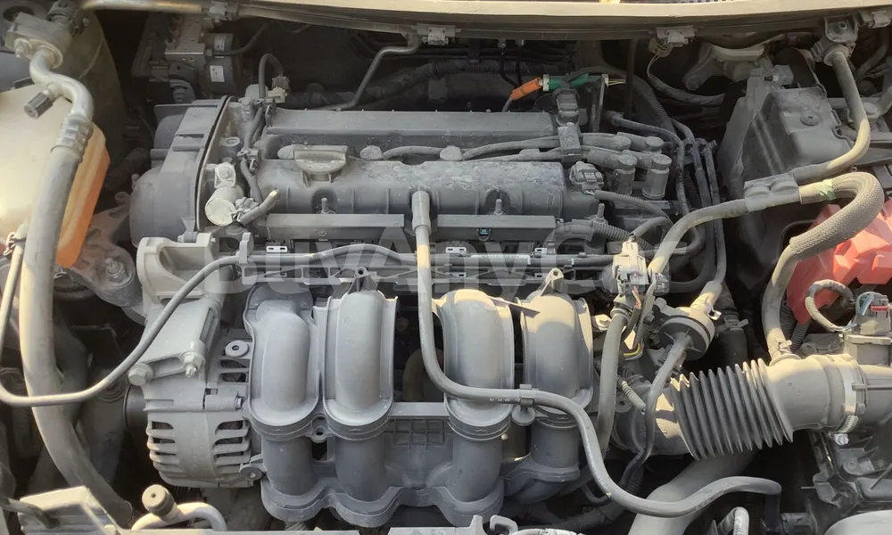 Vehicle photo 6
