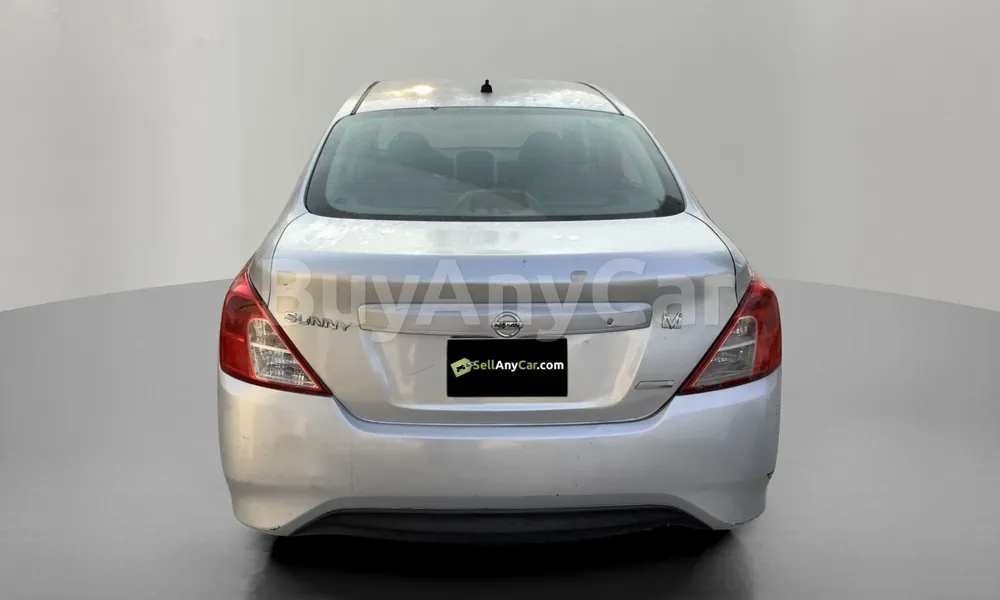 Vehicle photo 2