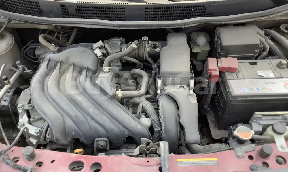 Vehicle photo 6
