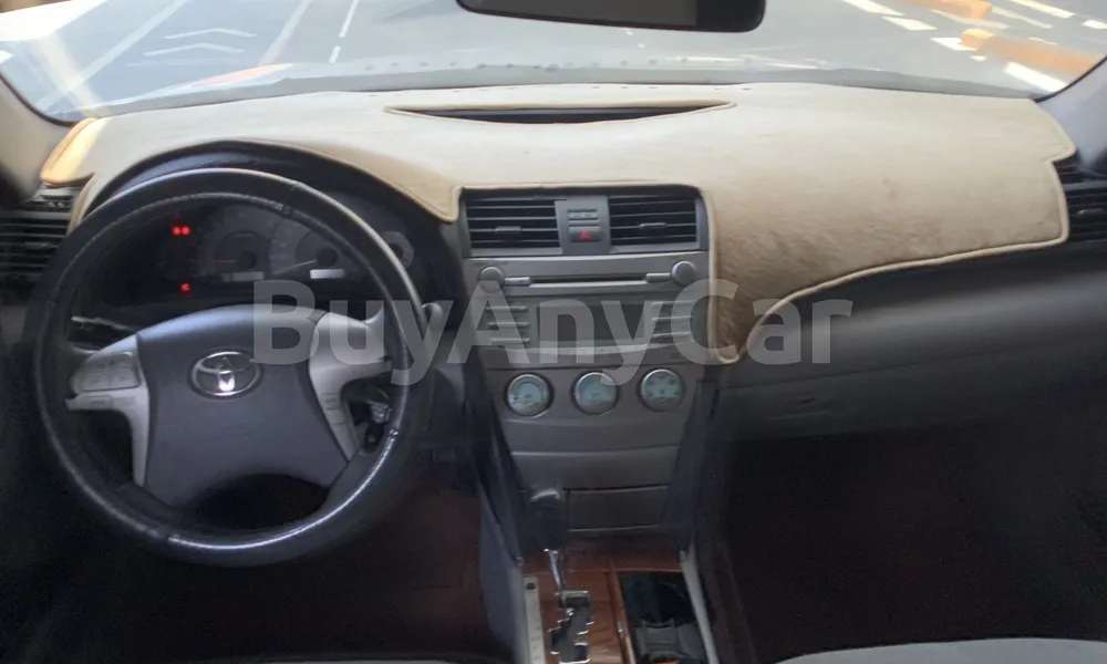 Vehicle photo 9