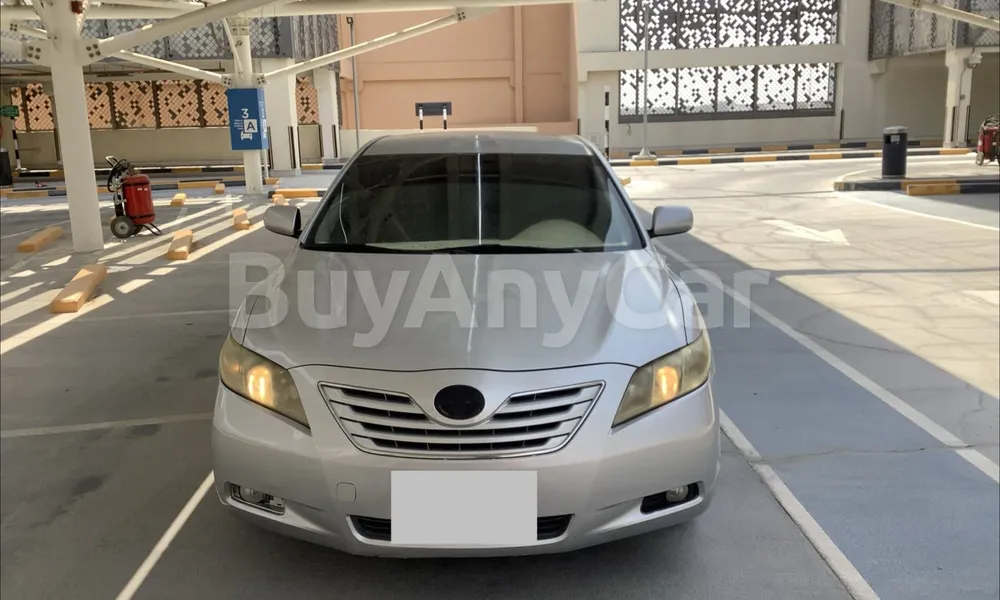 Vehicle photo 2