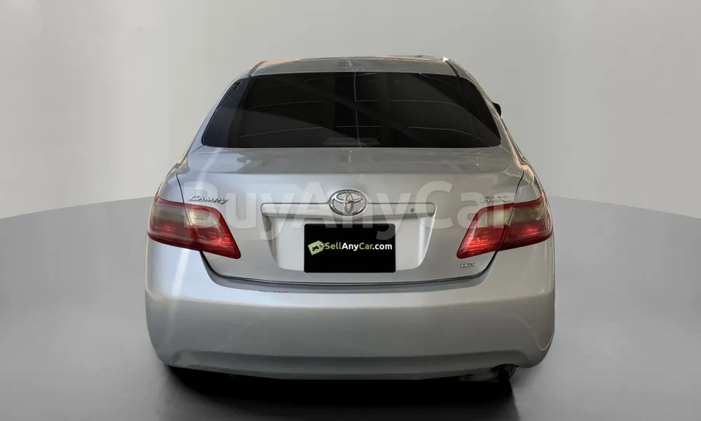 Vehicle photo 3