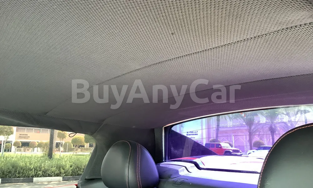 Vehicle photo 10