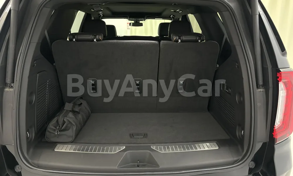 Vehicle photo 15