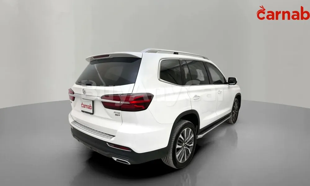 Vehicle photo 7