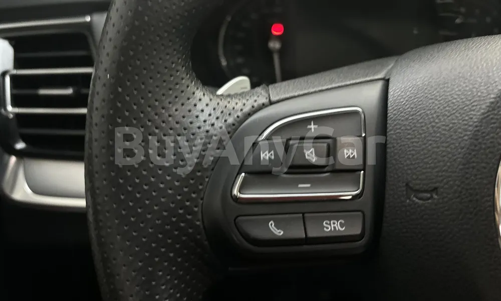 Vehicle photo 11