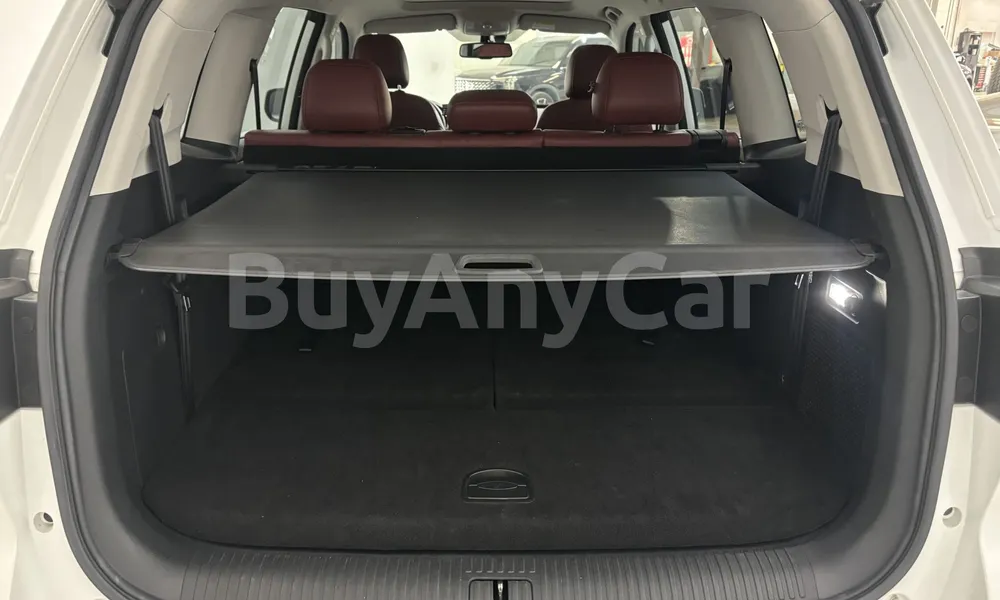 Vehicle photo 15