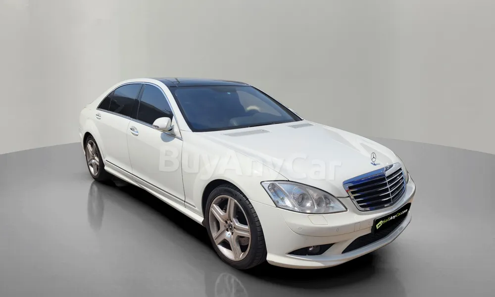 Vehicle photo 1