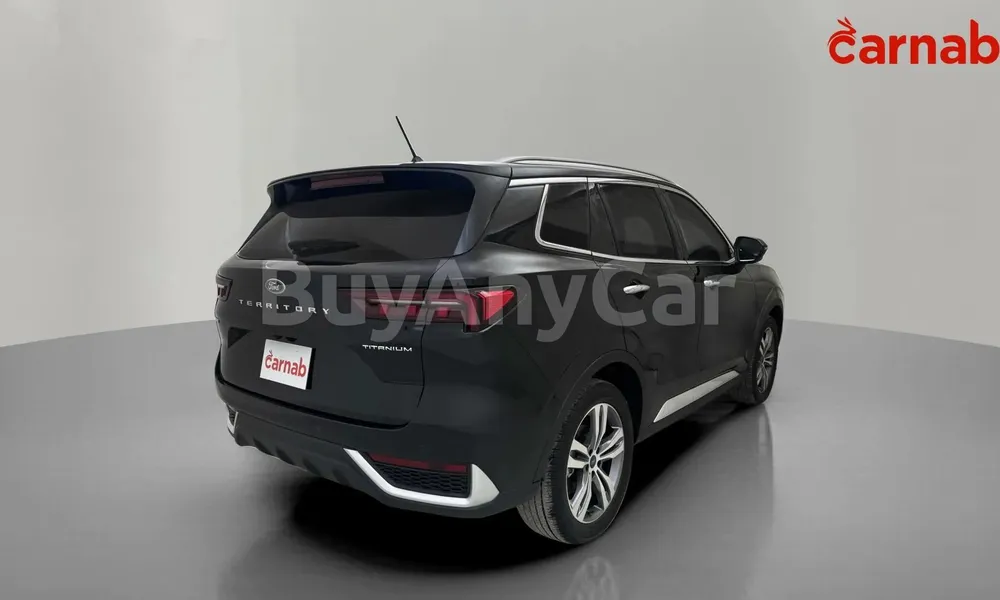 Vehicle photo 9