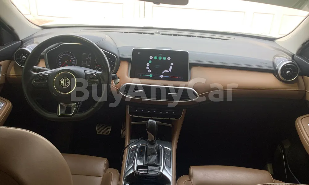 Vehicle photo 8