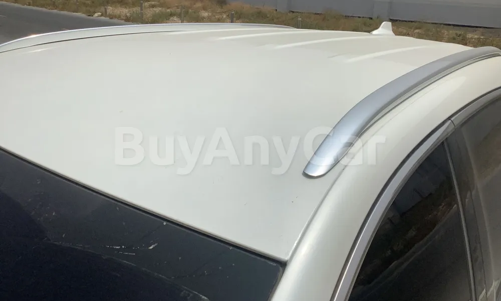 Vehicle photo 5