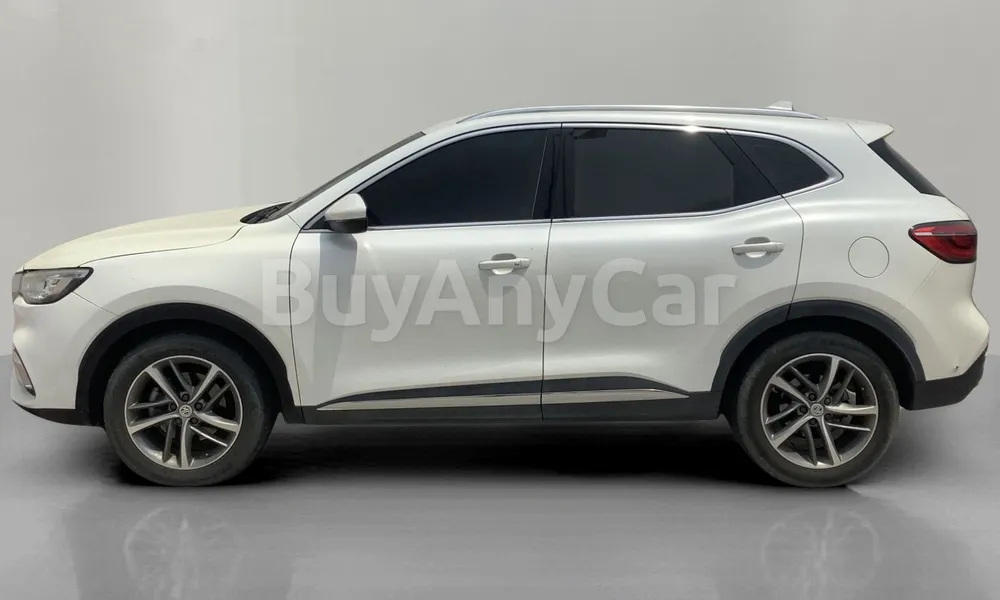 Vehicle photo 3