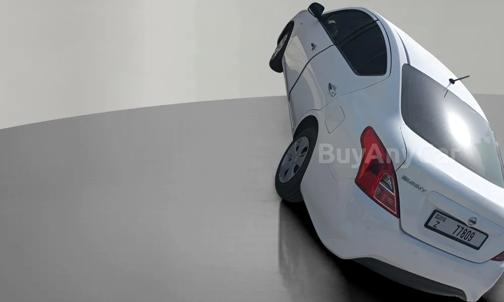 Vehicle photo 2