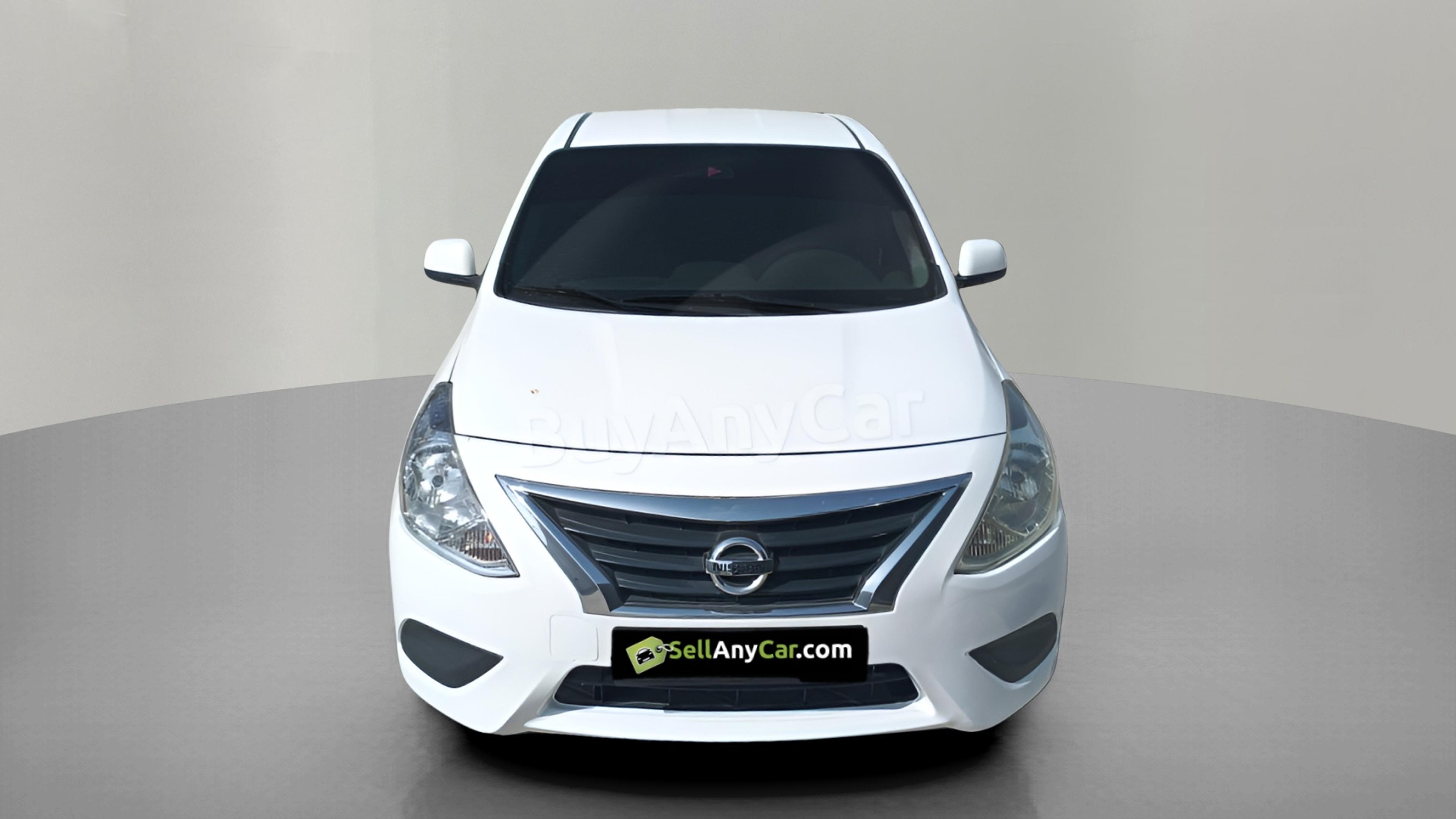 Nissan Sunny 2020