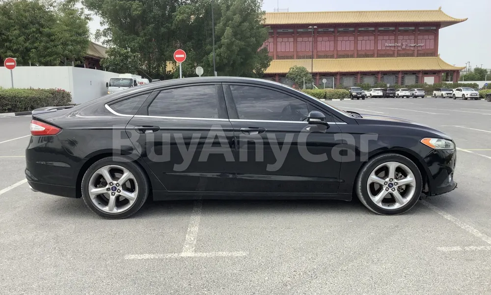 Vehicle photo 3